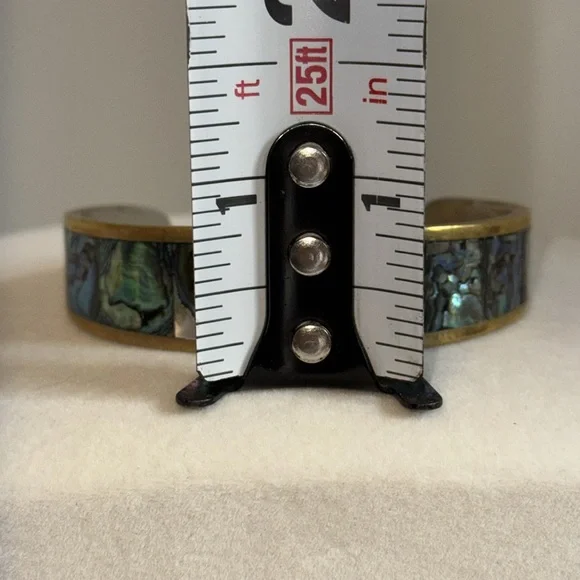 VINTAGE Abalone Inlay Cuff Bracelet With Mother of Pearl Daisy Flower - Picture 9 of 13